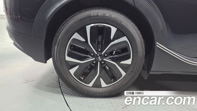 Kia EV6 Standard 4WD Air - фото 4