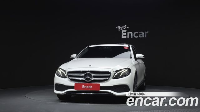 Mercedes-Benz E-Class W213 E300 Avantgarde - фото 2