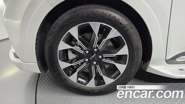 Kia Carnival 4-го поколения 7-Seater Hi-Limousine Signature - фото 4