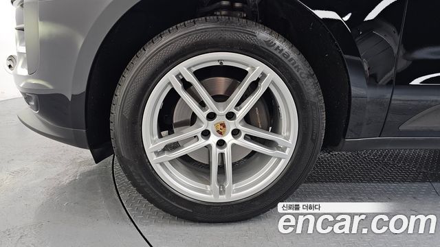 Porsche Macan 2.0 95B - фото 4