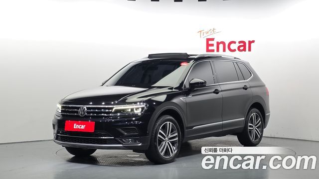 Volkswagen Tiguan 2.0 TDI Prestige - фото 0