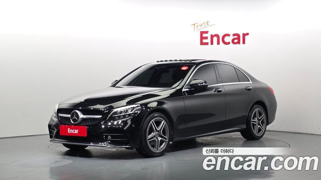 Mercedes-Benz C-Class W205 C200 AMG Line - фото 0