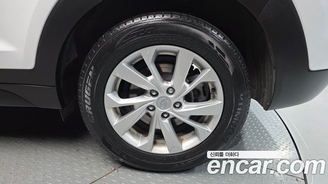Hyundai Tucson Совершенно новый Diesel 2.0 2WD Modern - фото 4