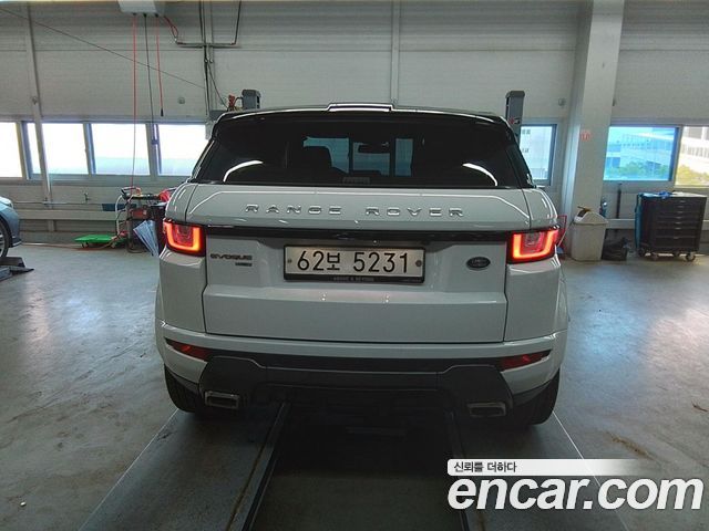 Land Rover Range Rover Evoque 2.0 TD4 HSE Dynamic - фото 3