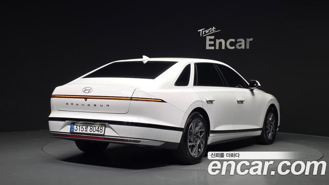 Hyundai Grandeur GN7, гибрид Exclusive - фото 1