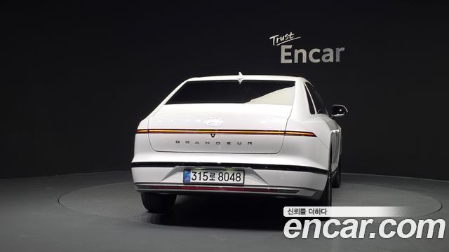 Hyundai Grandeur GN7, гибрид Exclusive - фото 3