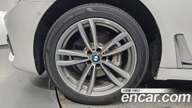 BMW 7-Series G11 730d xDrive M Sport - фото 4