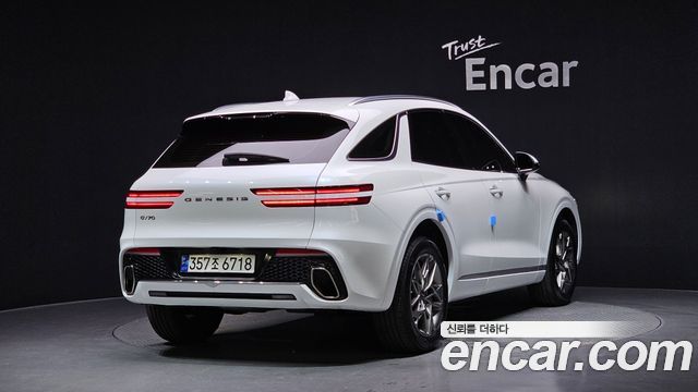 Genesis GV70 2.5T Gasoline 2WD - фото 1