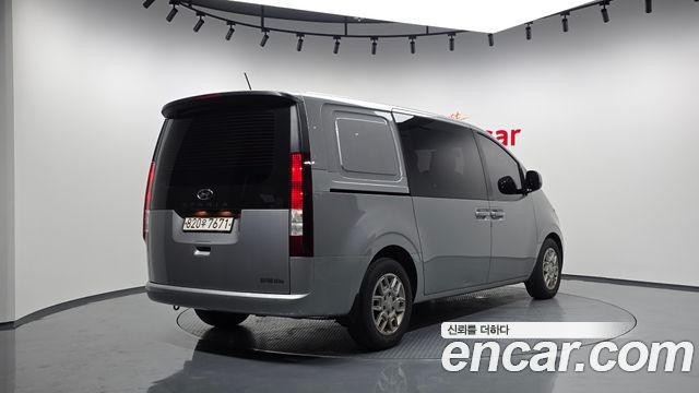 Hyundai Staria Cargo 5-Seater Modern - фото 1