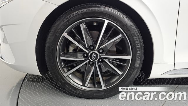 Hyundai Grandeur Новый IG 2.5 Exclusice - фото 4