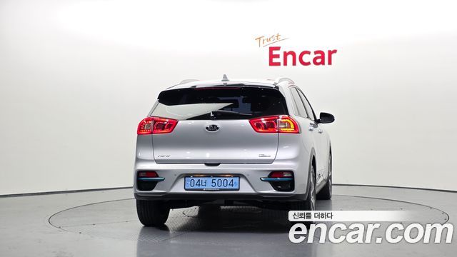 Kia Niro EV Prestige - фото 3