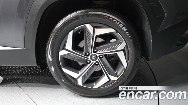 Hyundai Tucson NX4 Gasoline 1.6 Turbo 2WD Inspiration - фото 4