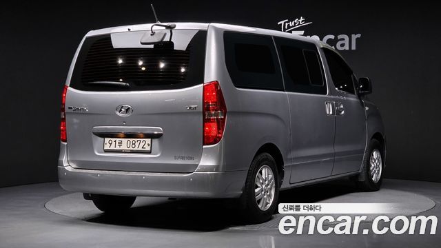 Hyundai Starex Новый Van 5-Seater Smart - фото 1