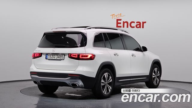 Mercedes-Benz GLB-Class X247 GLB220 - фото 1