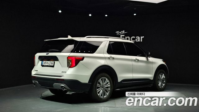 Ford Explorer 6-го поколения 2.3 LimIted 4WD - фото 1