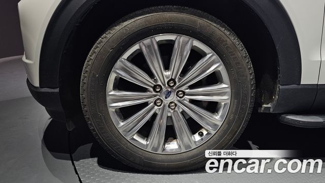 Ford Explorer 6-го поколения 2.3 LimIted 4WD - фото 4