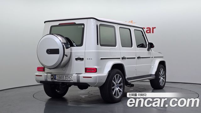 Mercedes-Benz G-Class AMG G63 - фото 1