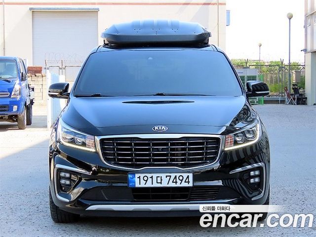 Kia Carnival Новый 9-Seater Outdoor Prestige - фото 0