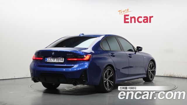 BMW 3-Series G20 320i M Sport - фото 1