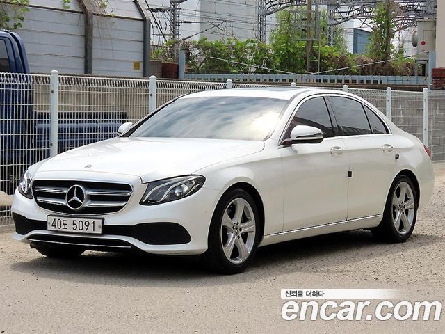 Mercedes-Benz E-Class W213 E200 Avantgarde - фото 1