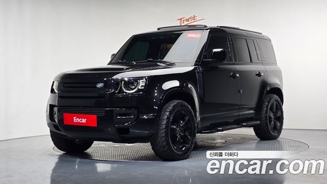 Land Rover Defender L663 110 D300 HSE - фото 0