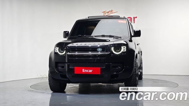 Land Rover Defender L663 110 D300 HSE - фото 2
