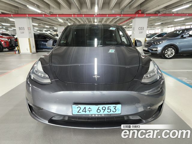 Tesla Model Y Long Range AWD - фото 1