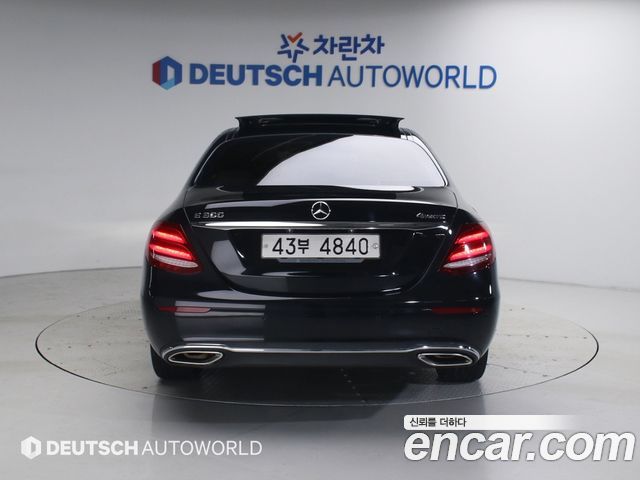Mercedes-Benz E-Class W213 E300 4MATIC Exclusive - фото 3