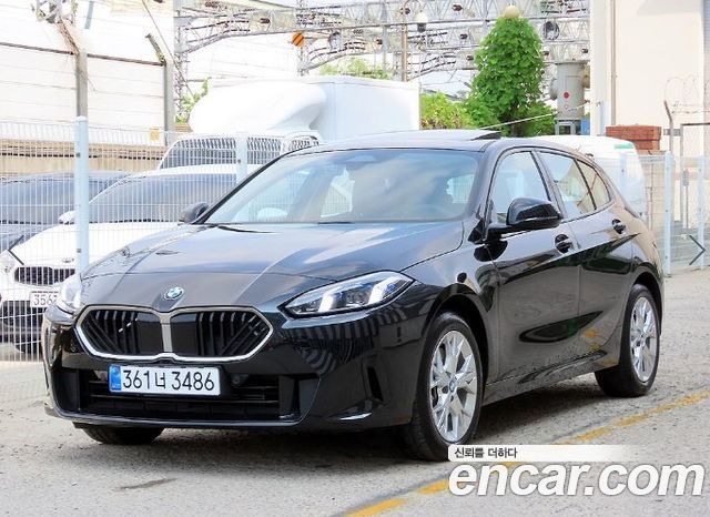 BMW 1-Series F70 120 - фото 1