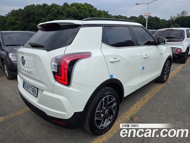 SsangYong Tivoli Gasoline 1.5 2WD V3 - фото 3
