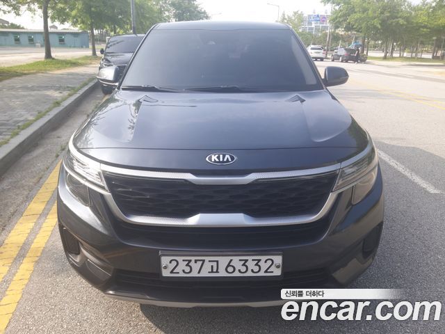 Kia Seltos Diesel 1.6 2WD Prestige - фото 1