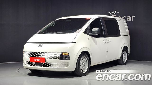 Hyundai Staria Cargo 5-Seater Smart - фото 0