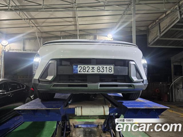 Hyundai Kona SX2 Gasoline 2.0 2WD Premium - фото 0