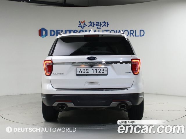 Ford Explorer 2.3 Limited 4WD 5th - фото 3