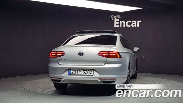 Volkswagen Passat B8 2.0 TDI Premium - фото 3