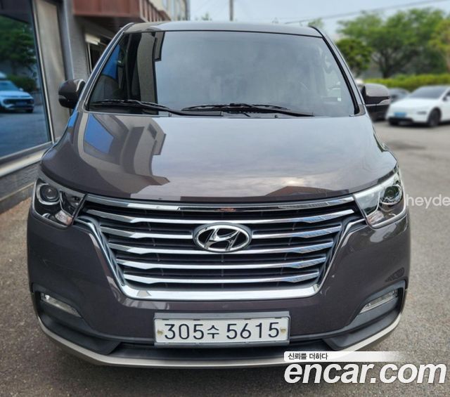 Hyundai Starex Новый 4WD Urban 9-Seater Exclusive - фото 0