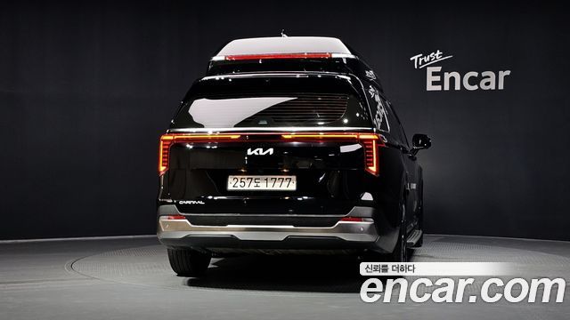 Kia Carnival Новый 4-го поколения Gasoline 7-Seater Hi Limousine Signature - фото 3