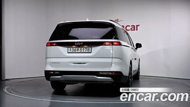 Kia Carnival 4-го поколения 9-Seater Prestige - фото 3