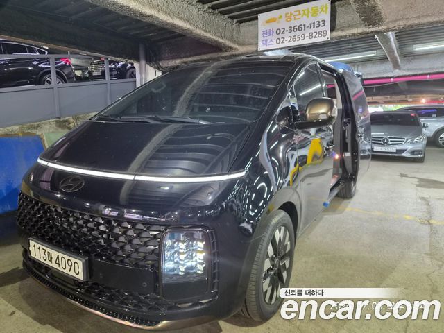 Hyundai Staria 4WD Lounge 7-Seater Inspiration - фото 1