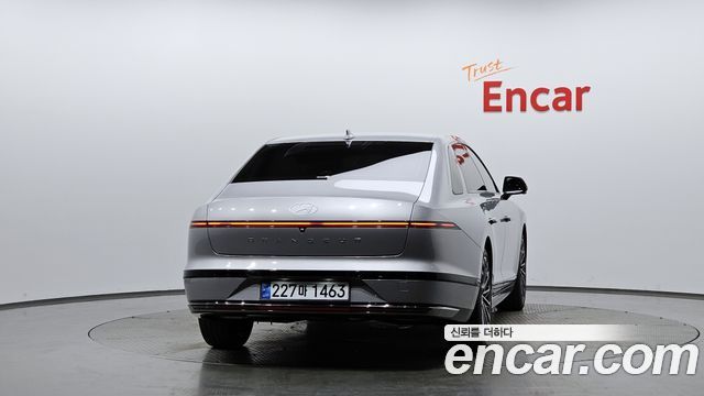 Hyundai Grandeur GN7 2,5 Gasoline 2WD Calligraphy - фото 2