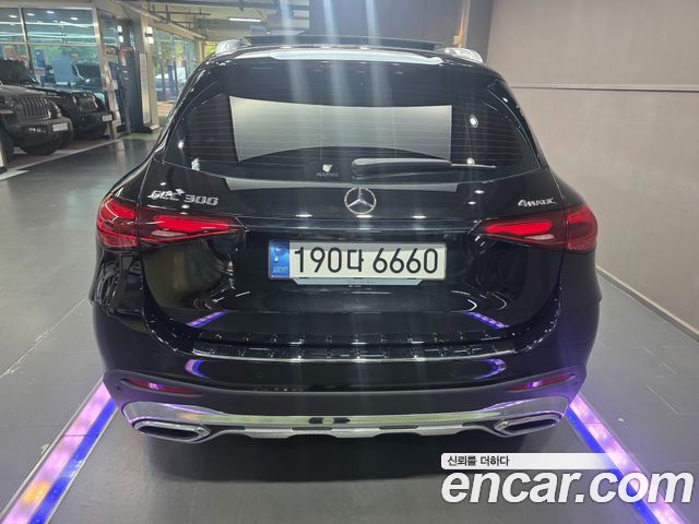 Mercedes-Benz GLC-Class X254 GLC300 4MATIC AMG Line - фото 3