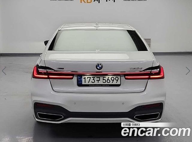 BMW 7-Series G11 730d xDrive M Sport - фото 1