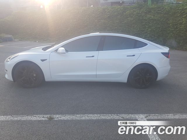 Tesla Model 3 Standard Range Plue RWD - фото 4