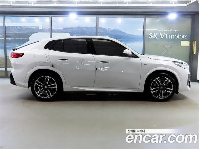 BMW X2 U10 xDrive 20i M Sport - фото 2