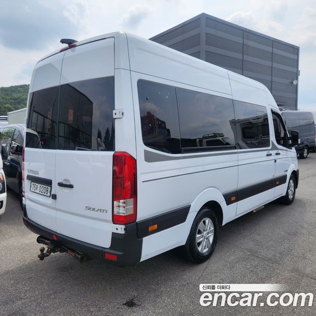Hyundai Solati 15-seater Luxury - фото 3