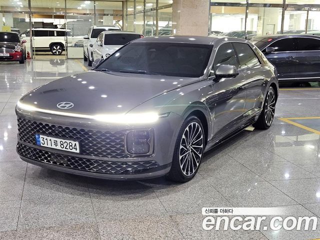 Hyundai Grandeur GN7 2,5 Gasoline 2WD Calligraphy - фото 0