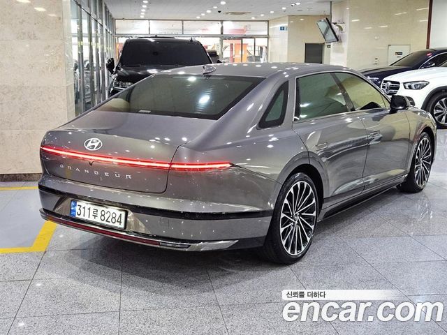 Hyundai Grandeur GN7 2,5 Gasoline 2WD Calligraphy - фото 3