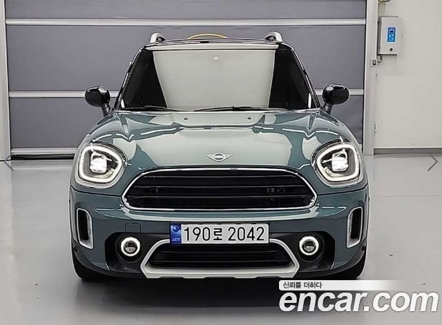 Mini Countryman Classic Plus Launch Pack 2nd Gen - фото 1