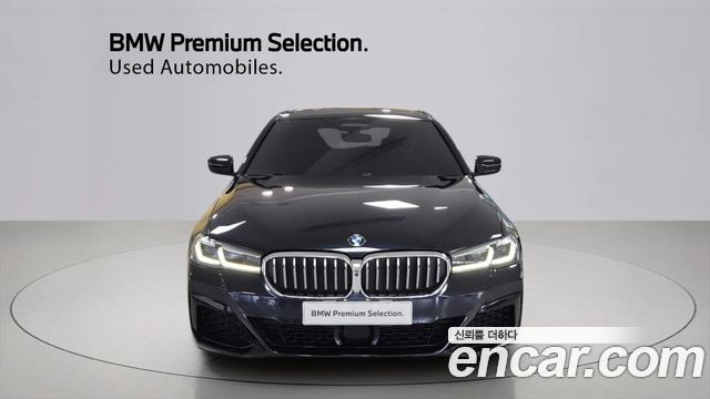 BMW 5-Series G30 520i M Sport - фото 2