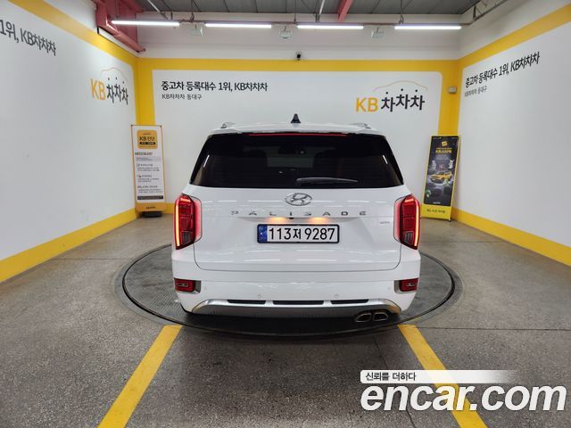 Hyundai Palisade Diesel 2.2 4WD Calligraphy - фото 3